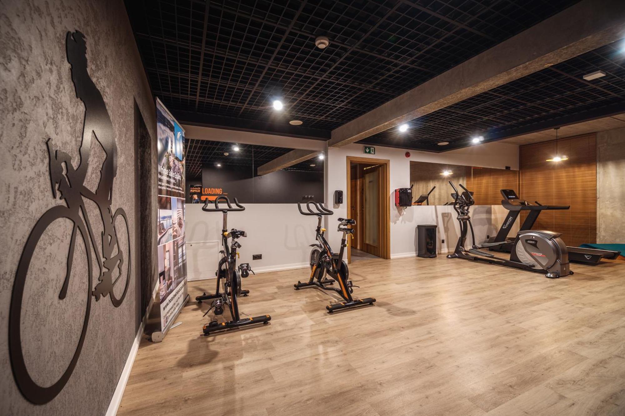 Carynska Resort & Spa Lutowiska Ngoại thất bức ảnh