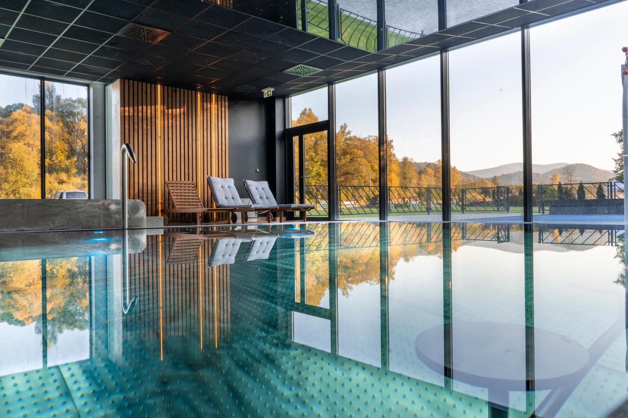 Carynska Resort & Spa Lutowiska Ngoại thất bức ảnh